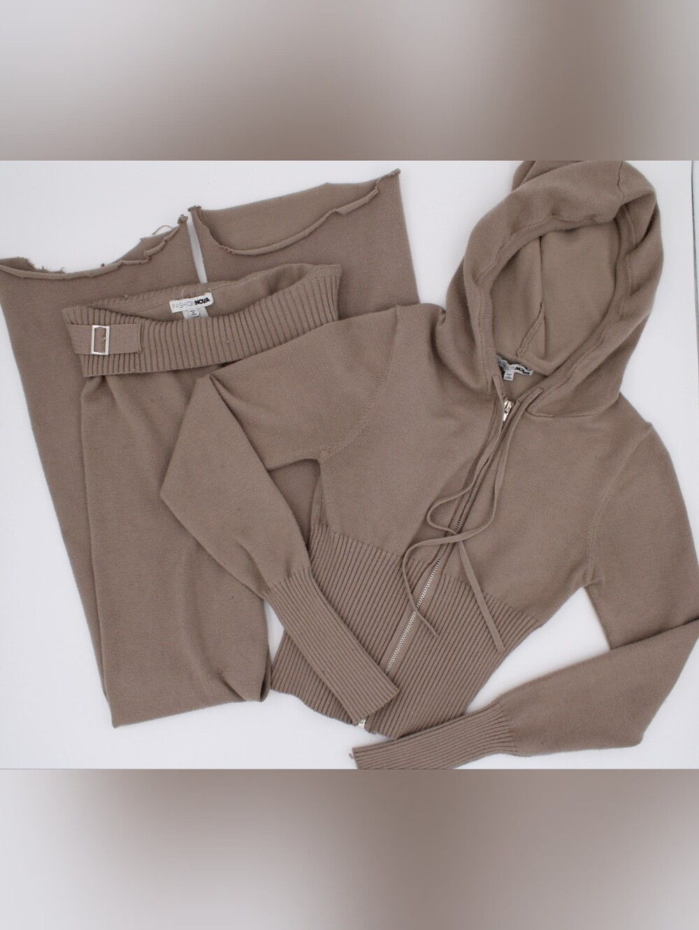 Fashion Nova Lena Sweater Pant Set – Small